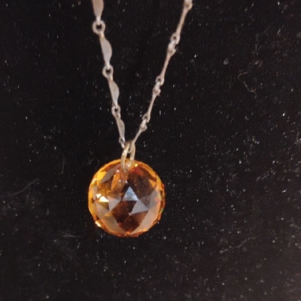 Elegant Necklace with Orange Crystal Pendant